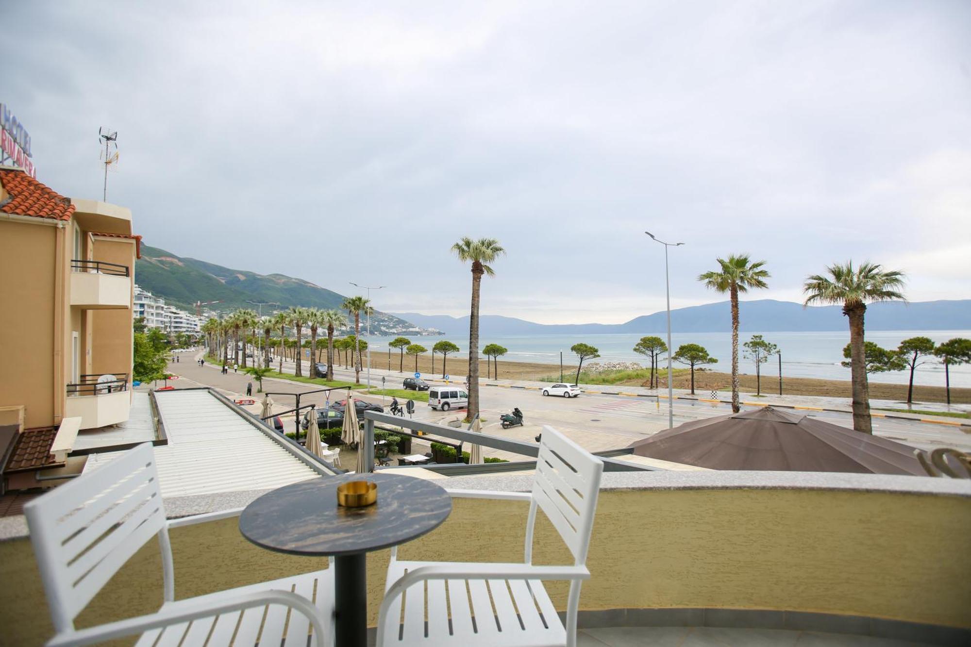 Vala Boutique Hotel Vlorë Extérieur photo