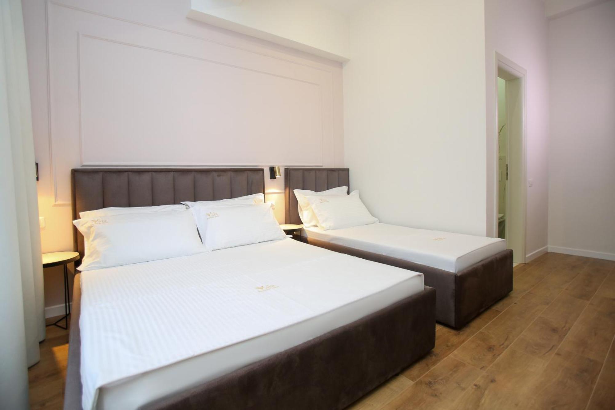 Vala Boutique Hotel Vlorë Extérieur photo
