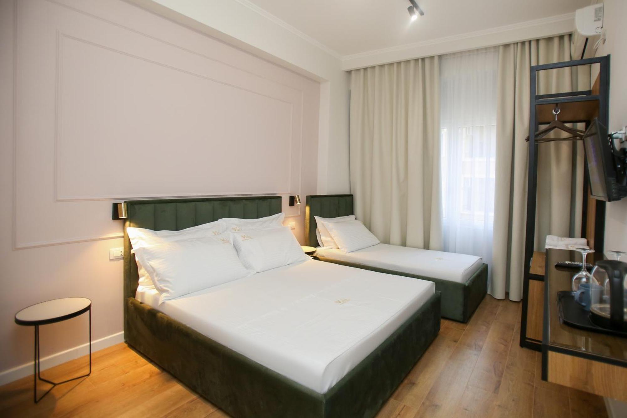 Vala Boutique Hotel Vlorë Extérieur photo